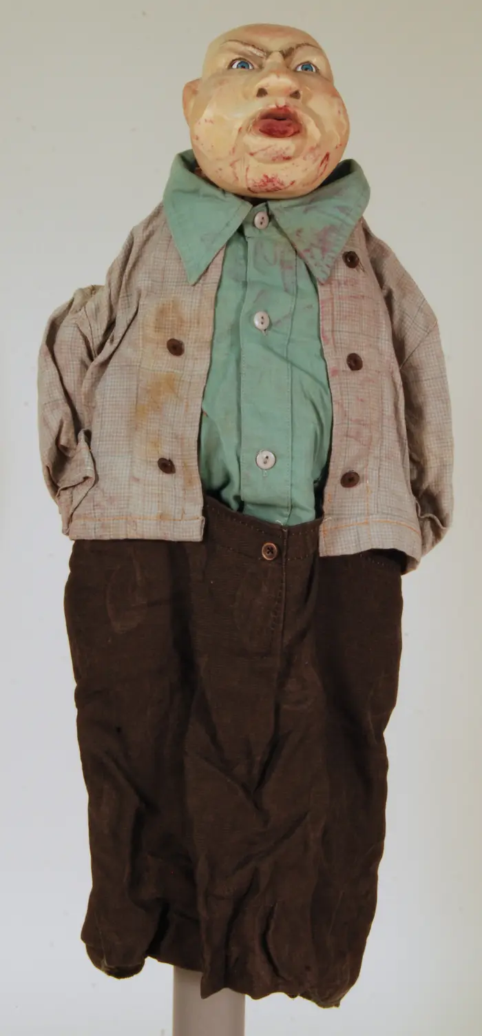 Männliche Puppe mit Glatze