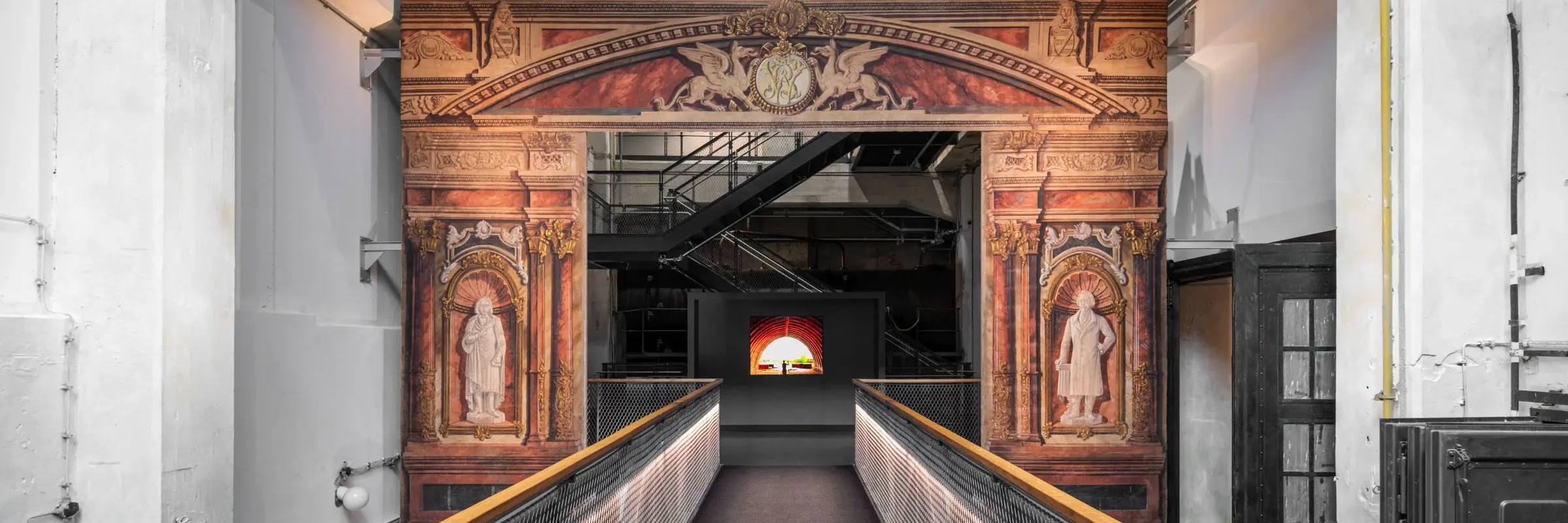 Ausstellungsansicht "Come! Ene-Liis Semper und das Proszenium des Puppenspielers Bruno Wünsch" in der Puppentheatersammlung
